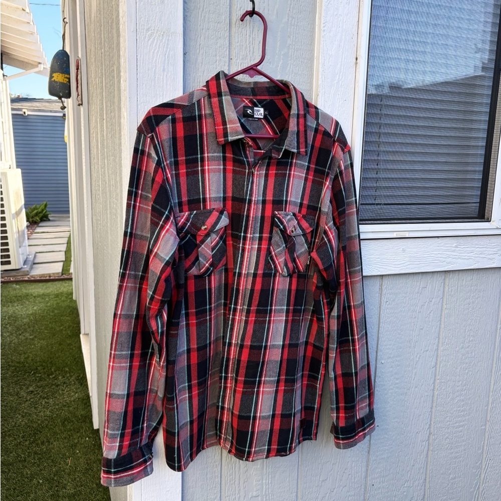 Rip Curl Red Black Gray Plaid Button-Down Shirt